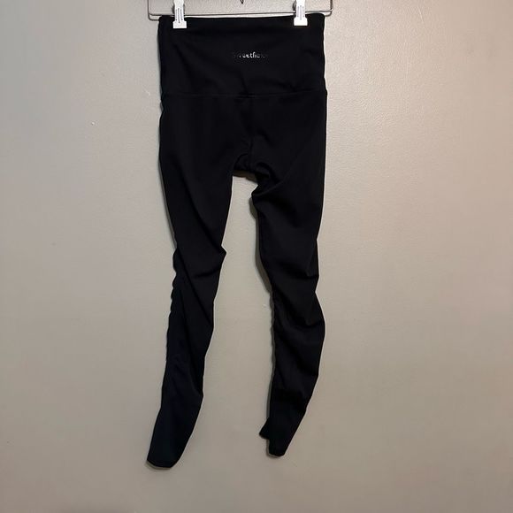 SweetFlexx Full length | Hi-Rise | Resistance Leggings - Picture 3 of 9